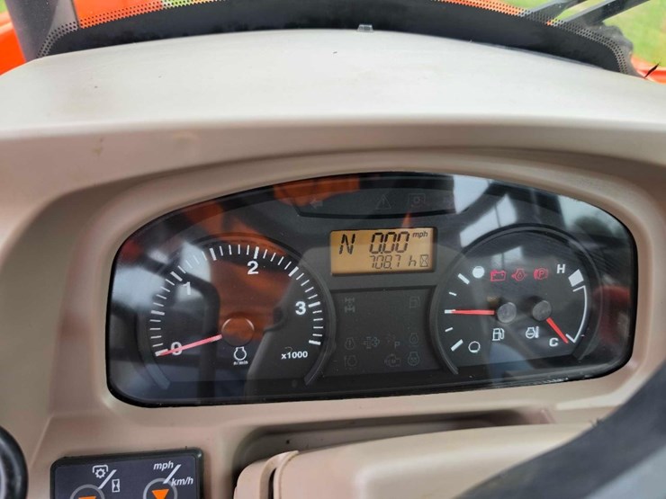 kubota-m7060-image-16