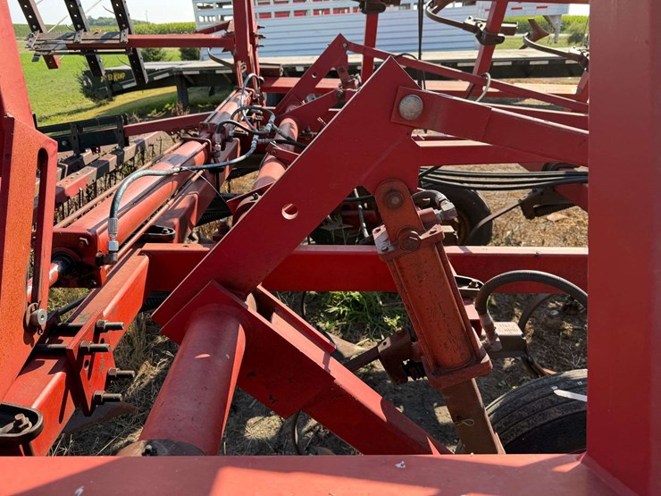 case-ih-4800-image-22