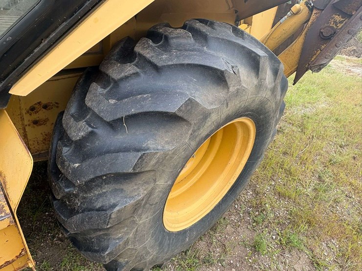 1995-caterpillar-426b-image-13