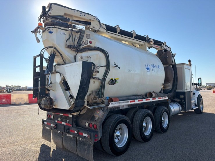 2024-kenworth-t880-image-11