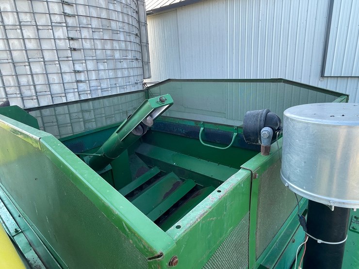 1978-john-deere-7700-image-28