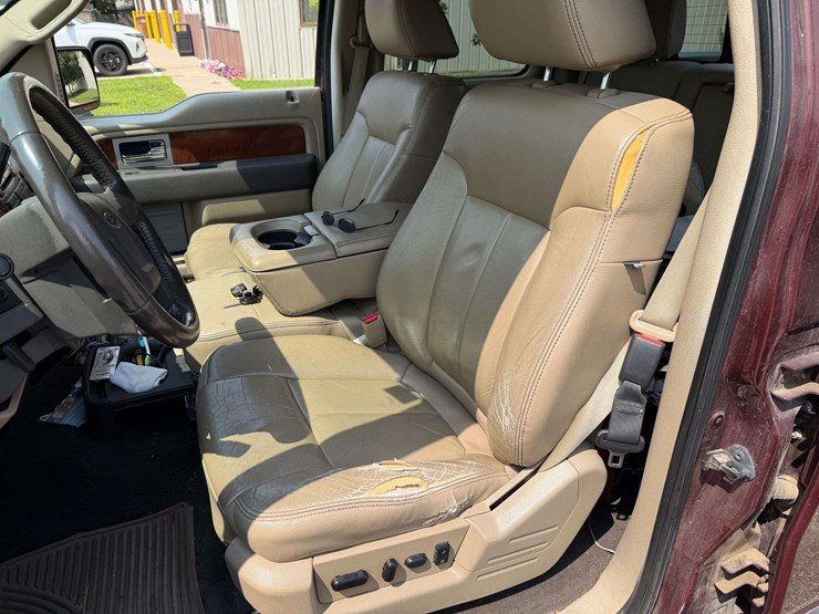 2010-ford-f150-lariat-image-42