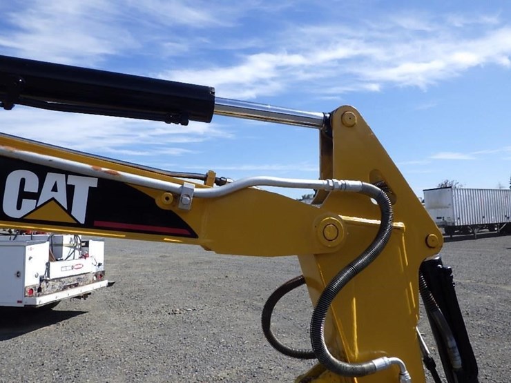 caterpillar-303-image-27