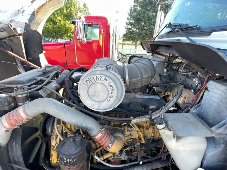2006-kenworth-t800b-image-32