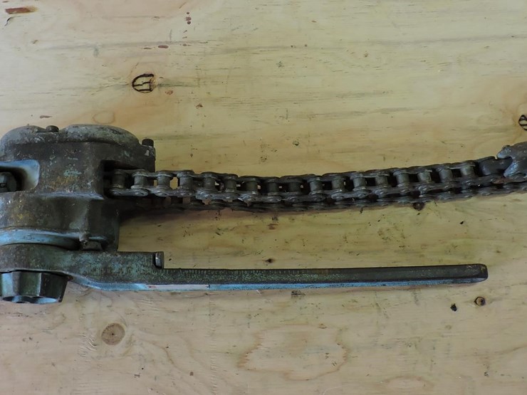 vintage,-1-½-ton-chain-come-a-long-image-1