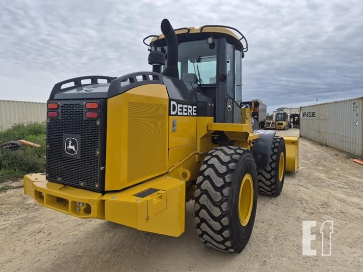 2015-deere-544k-image-9