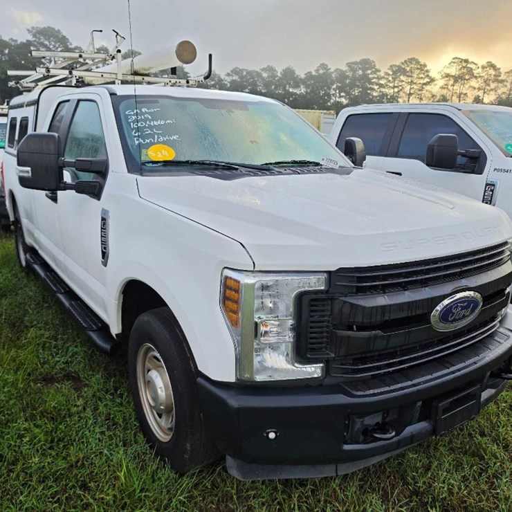 2019 FORD F250 XL