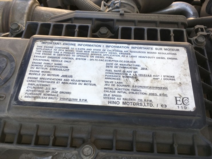 2015-hino-195h-image-6