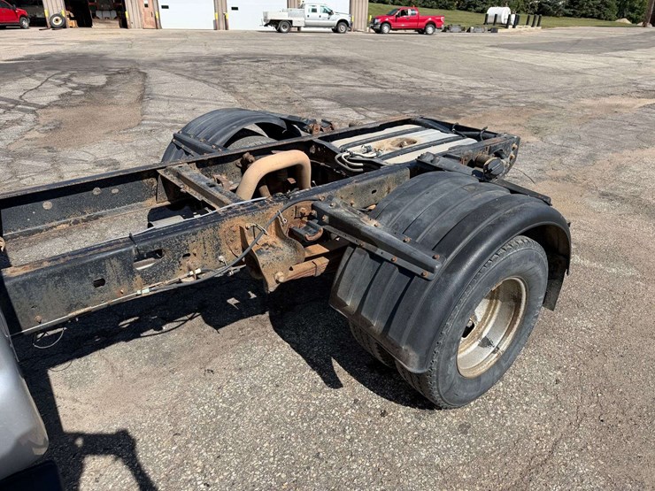 2008-ford-f350-xl-image-24