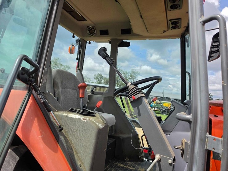 kubota-m8200-image-12