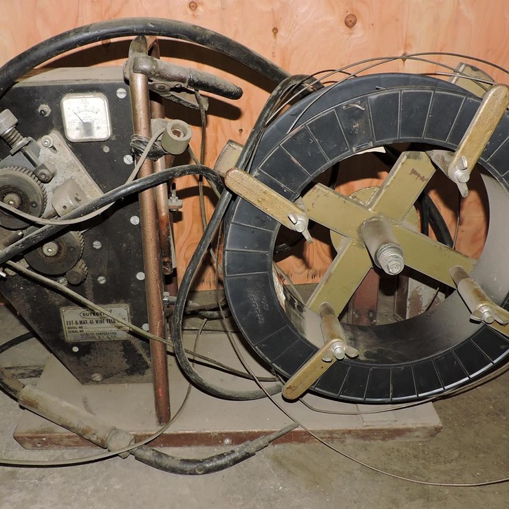EUTECTIC, MODEL 4 WIRE FEED WELDING UNIT, REQUIRES