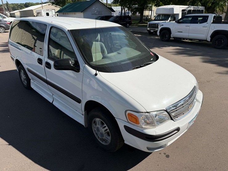 2005-chevrolet-venture-image-26