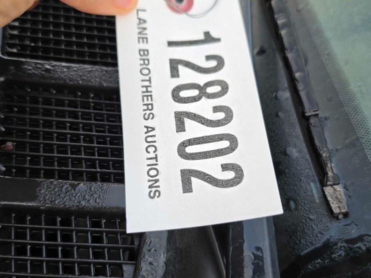 2022-ford-f150-xl-image-19