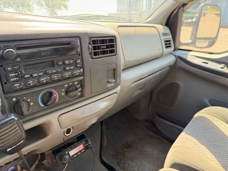 2001-ford-f250-image-36