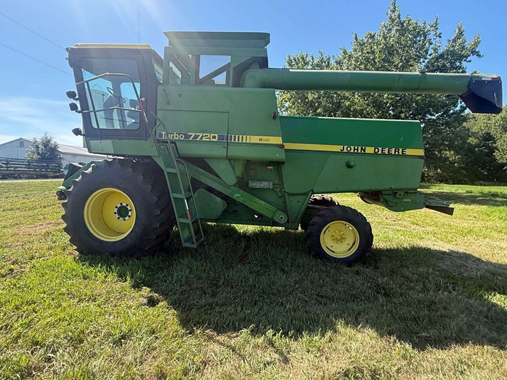 john-deere-7720-image-12