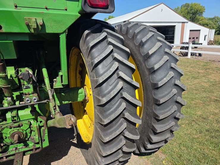 1977-john-deere-4430-image-47