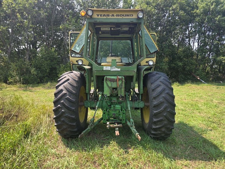 john-deere-4020-image-8
