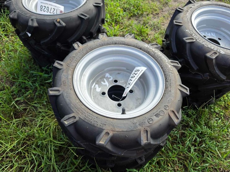 243---2-lawn-trac-18x8.50-10nhs-image-2