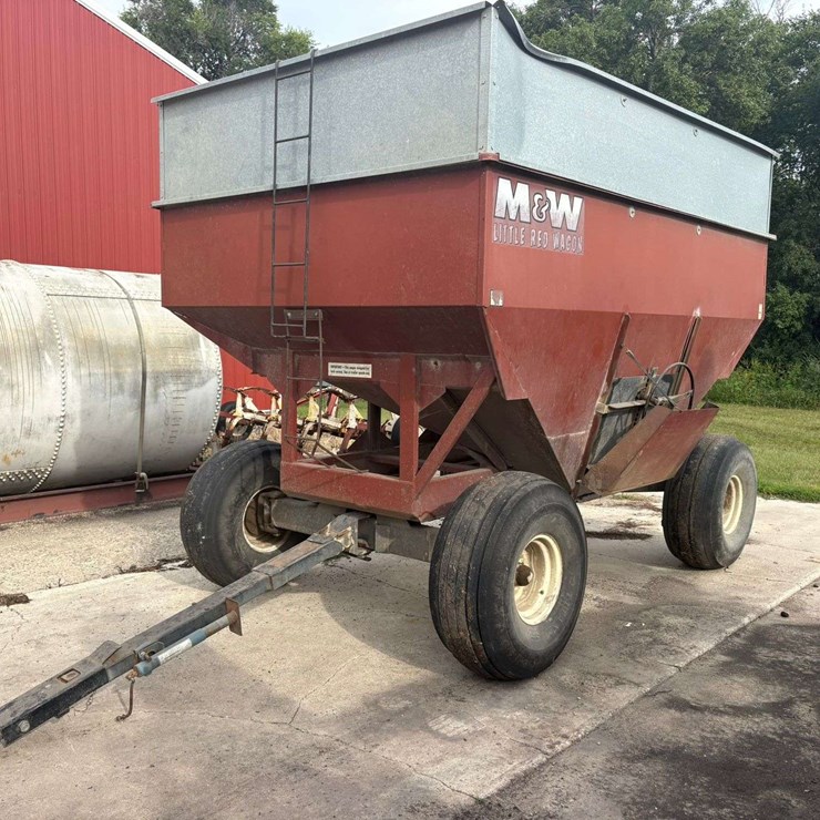 M&W LITTLE RED WAGON