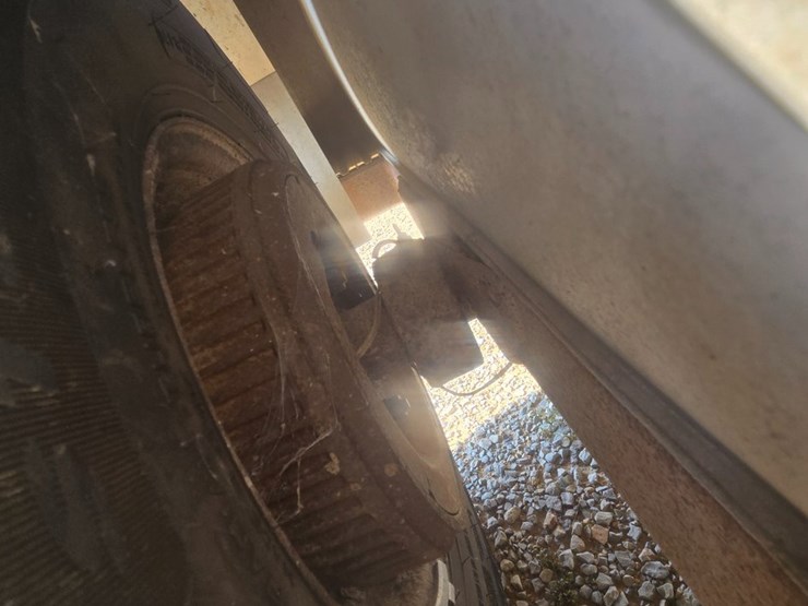 #26361-•-1995-30'-featherlite-trailer-image-50