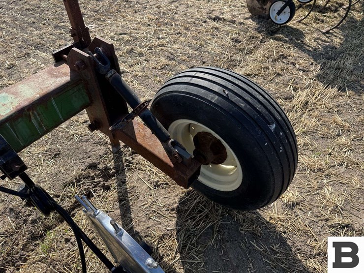 john-deere-7100-image-20