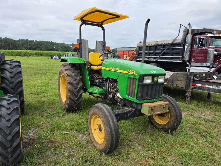 john-deere-5203-image-1