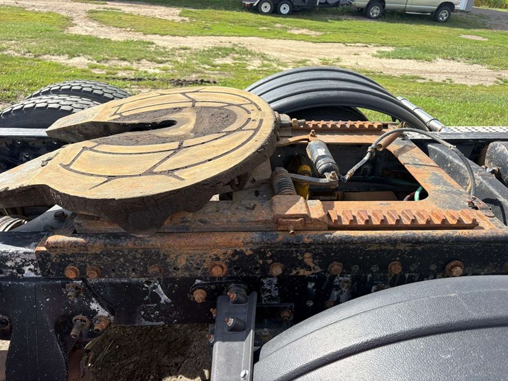 1990-cummins-855-image-14