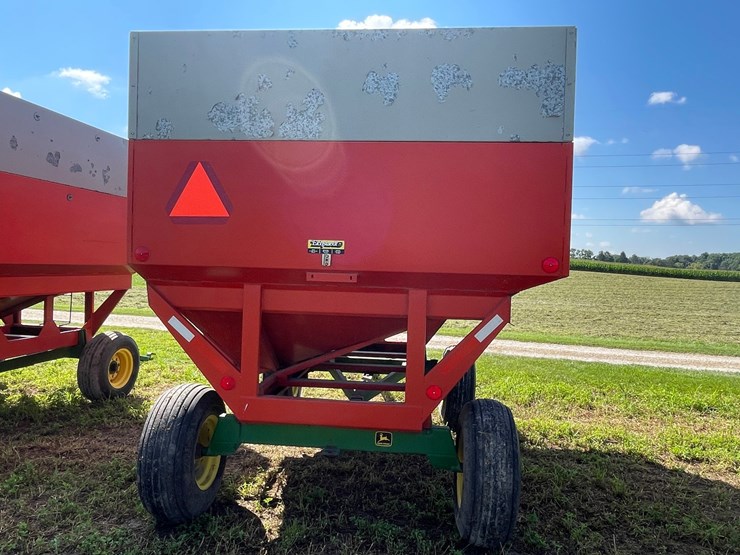 john-deere-1075-image-6