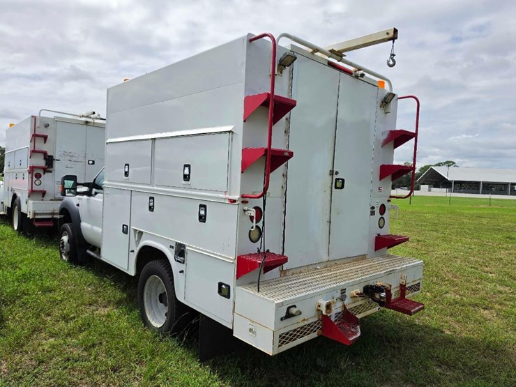 2014-ford-f550-image-3