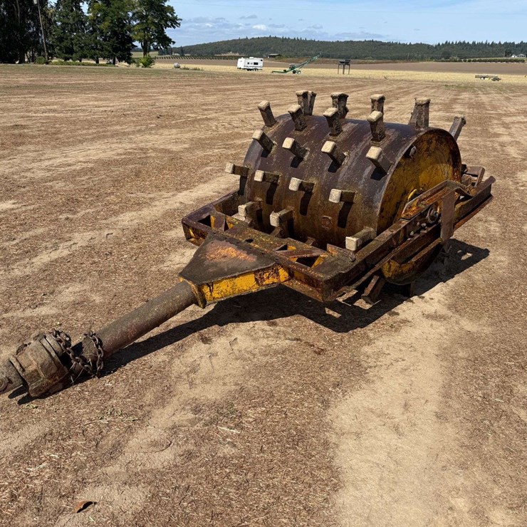 Sheepsfoot Compaction Roller