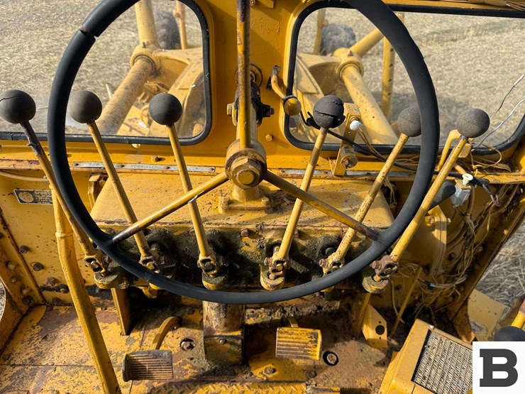 caterpillar-12-image-52