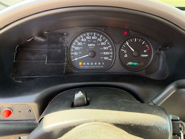 2005-chevrolet-venture-image-32