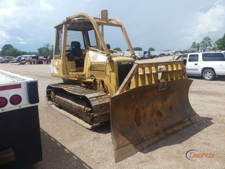 2004-caterpillar-d5g-image-1