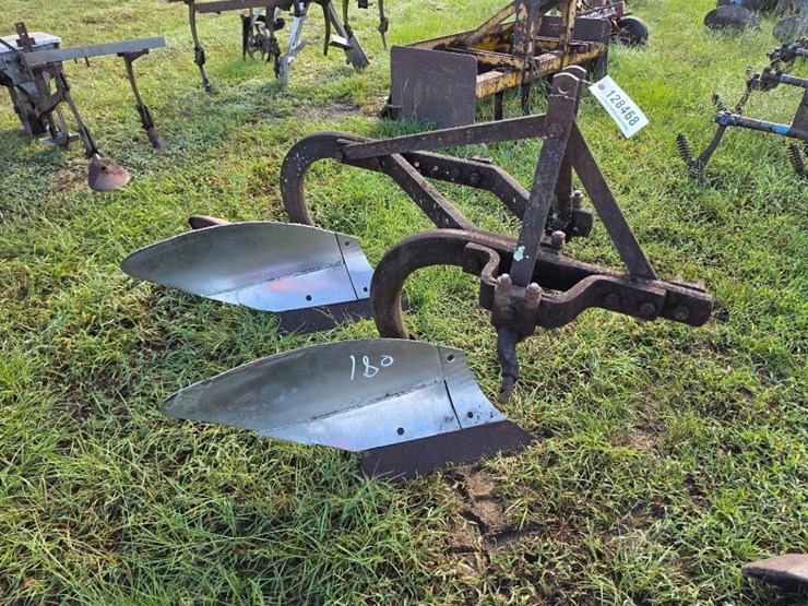 180---massey-ferguson-2-row-bottom-plow-image-1