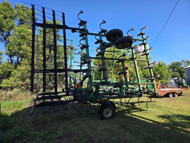 john-deere-2210-image-20