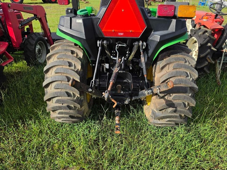 john-deere-3032e-image-5