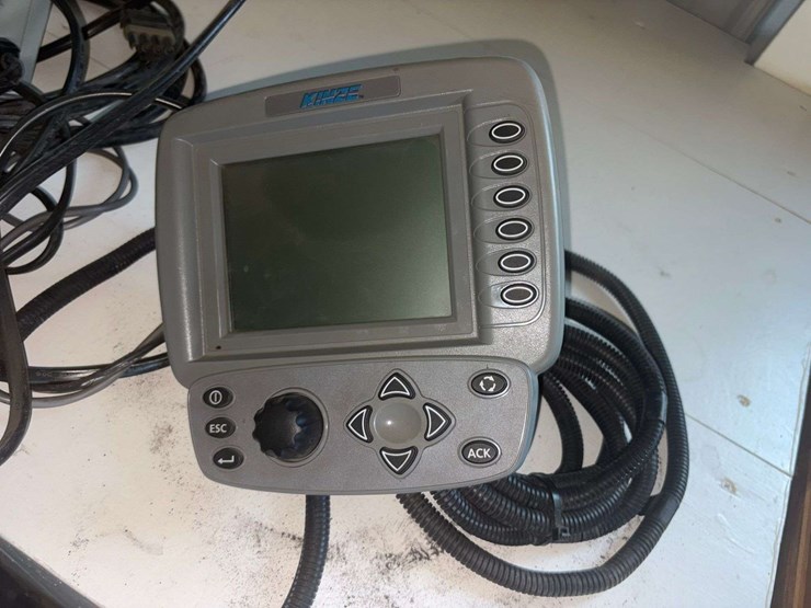 2014-kinze-3140-image-32
