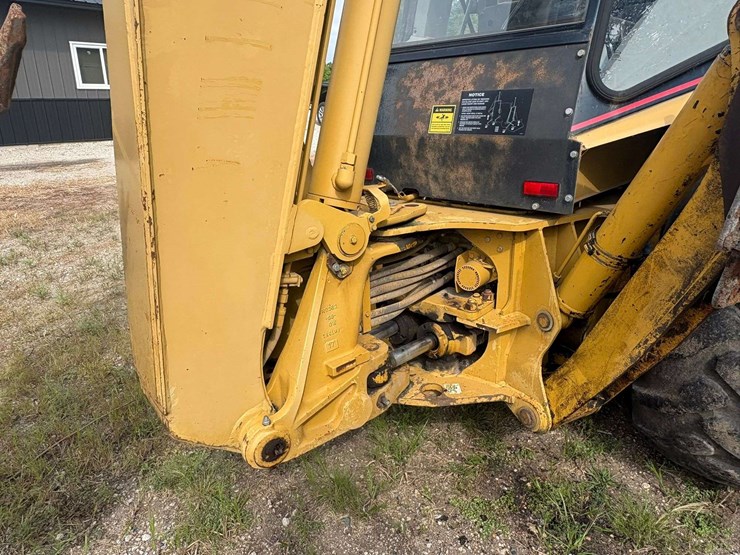 1995-caterpillar-426b-image-25