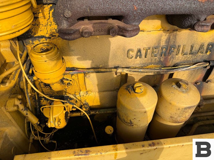 caterpillar-12-image-26