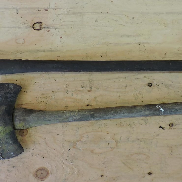 KELLY, TRUE TEMPER FLINT EDGE, AND COLLINS DOUBLE