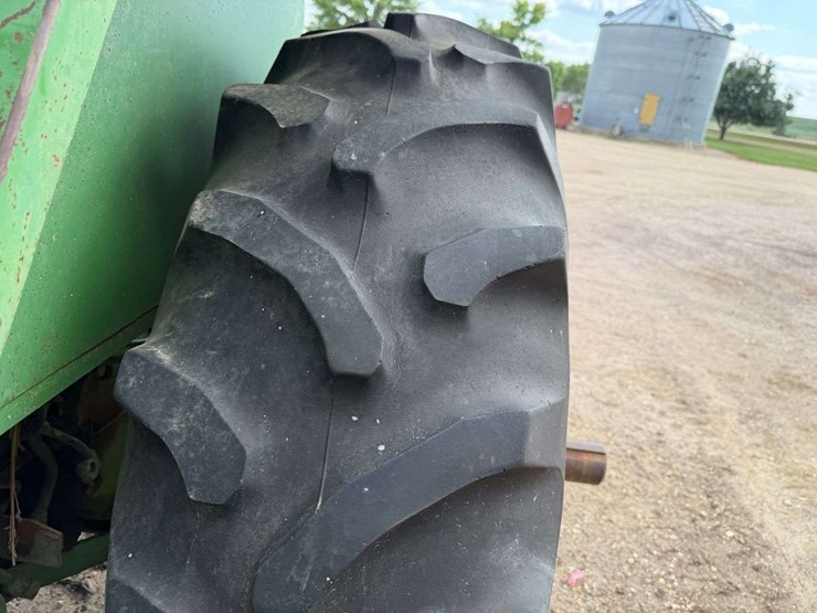 john-deere-4020-image-50