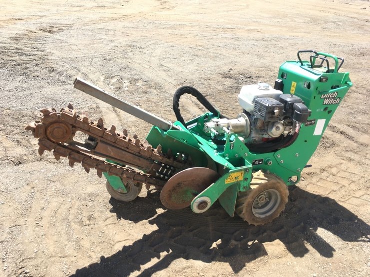 2021-ditch-witch-c14-image-2