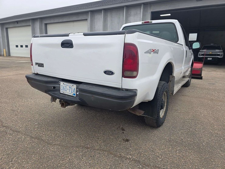 1999-ford-f250-xl-image-14