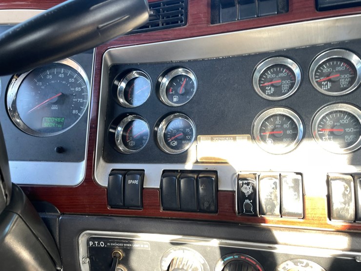 2006-kenworth-t800b-image-50