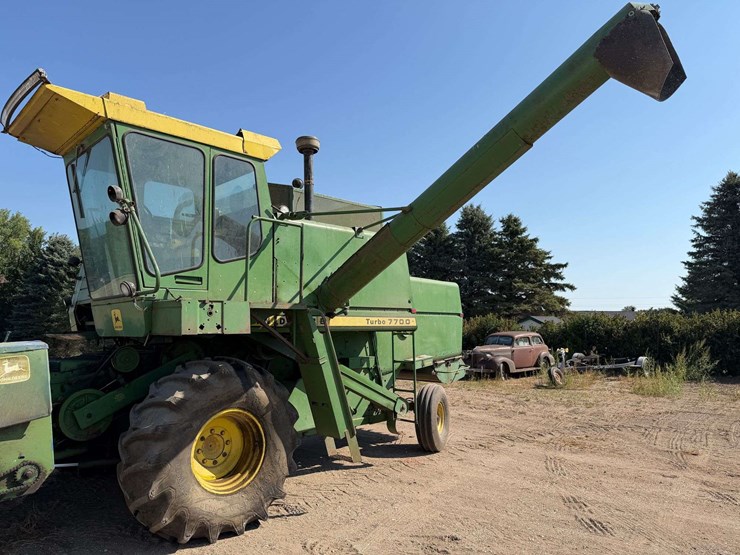 john-deere-7700-image-1