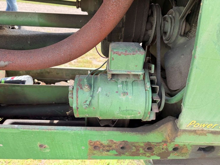 john-deere-50-image-24