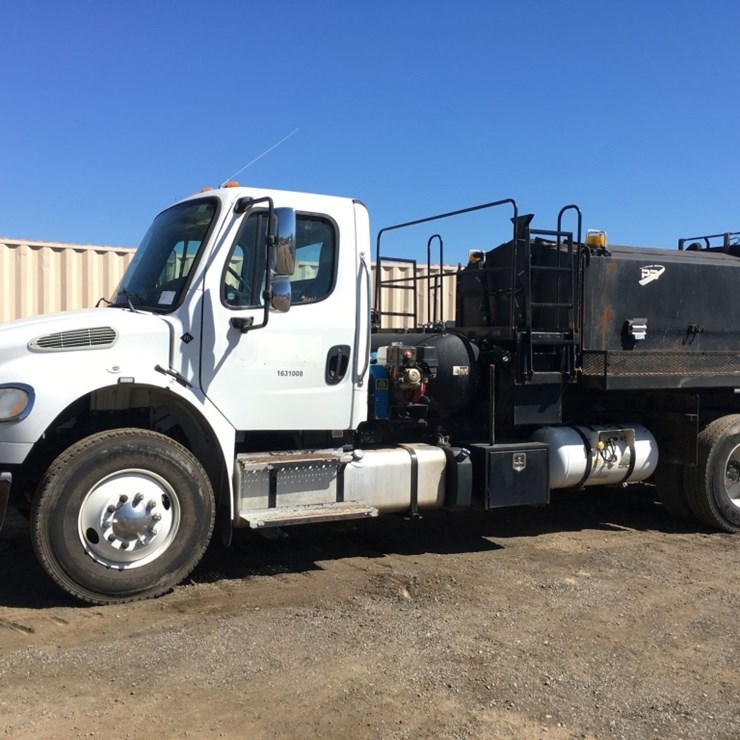 2016 Freightliner M2 Asphalt Patch/Slury Seal