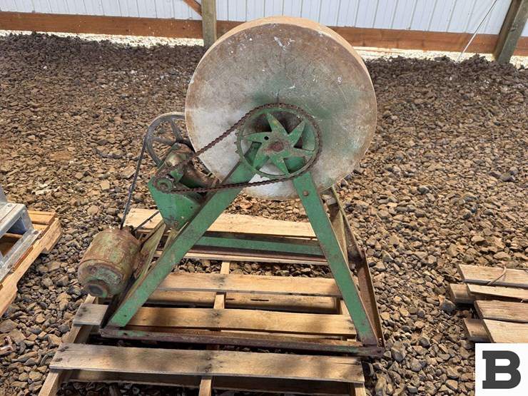 electric-farm-tool-grinding-&-sharpening-wheel-image-6