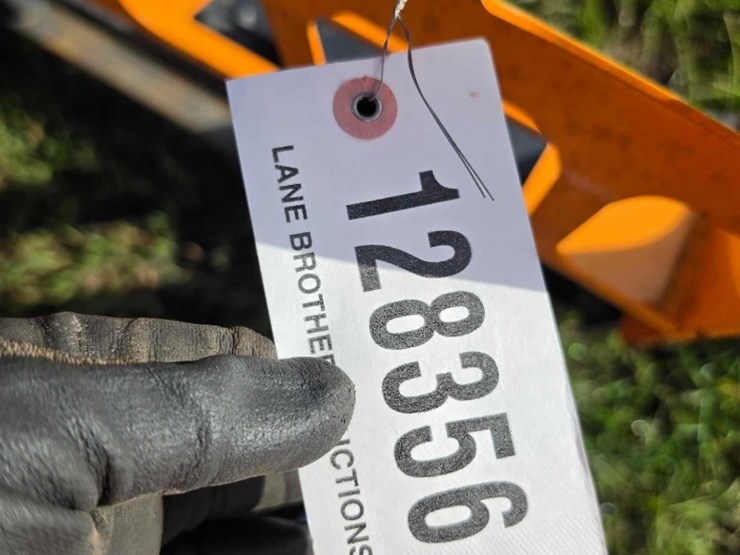 209---land-honor-48"-pallet-forks-image-5