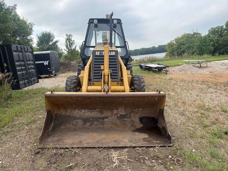 1995-caterpillar-426b-image-7